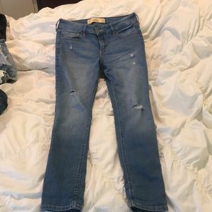 Hollister super skinny jeans ~ size 3 SHORT
